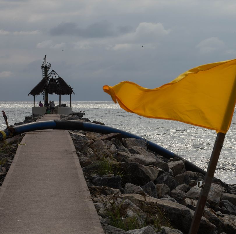 yellow warning flag