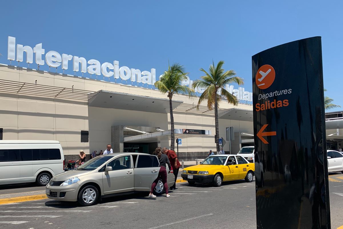 departures at puerto vallarta international airport