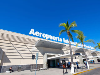 Puerto Vallarta Officials Announce New High Season Measures To Cope With Record Airport Arrivals