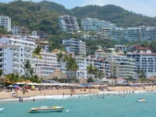 Should Travelers Be Concerned About Staff Shortages In Puerto Vallarta